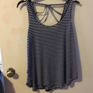❤️Hollister tank❤️